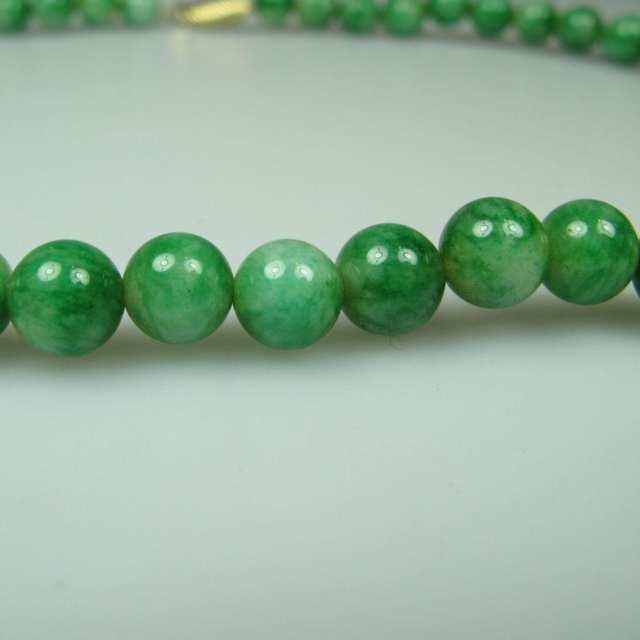 Single Strand Of Jadeite Beads